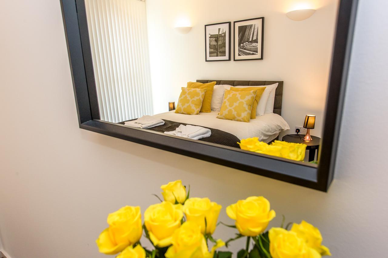 Approved Serviced Apartments Skyline Manchester Exteriör bild