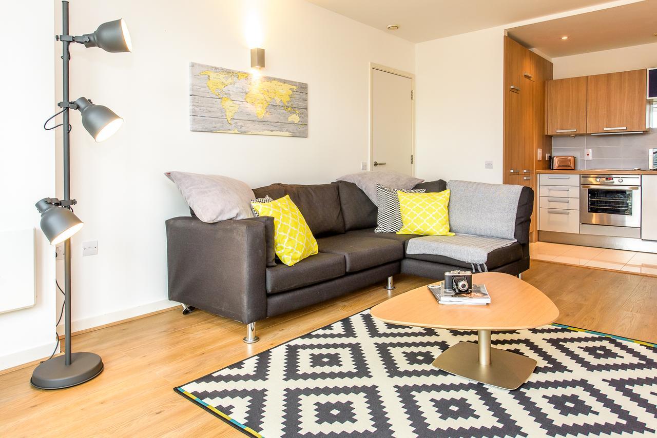 Approved Serviced Apartments Skyline Manchester Exteriör bild