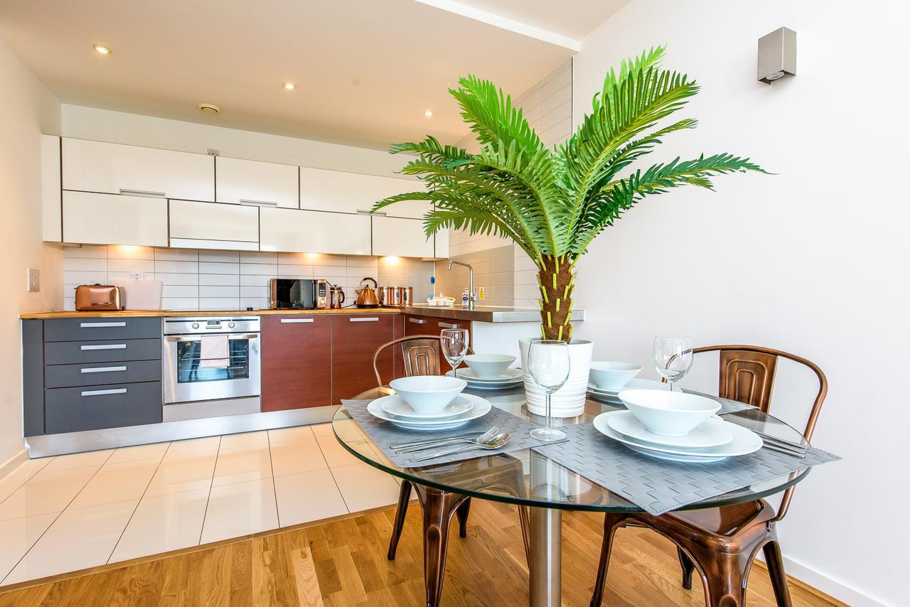 Approved Serviced Apartments Skyline Manchester Exteriör bild
