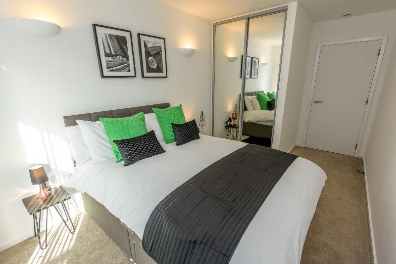 Approved Serviced Apartments Skyline Manchester Exteriör bild