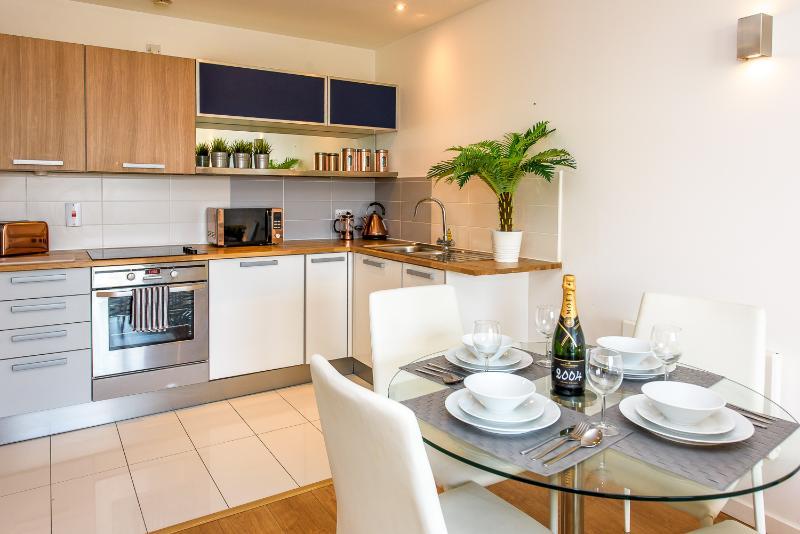 Approved Serviced Apartments Skyline Manchester Exteriör bild