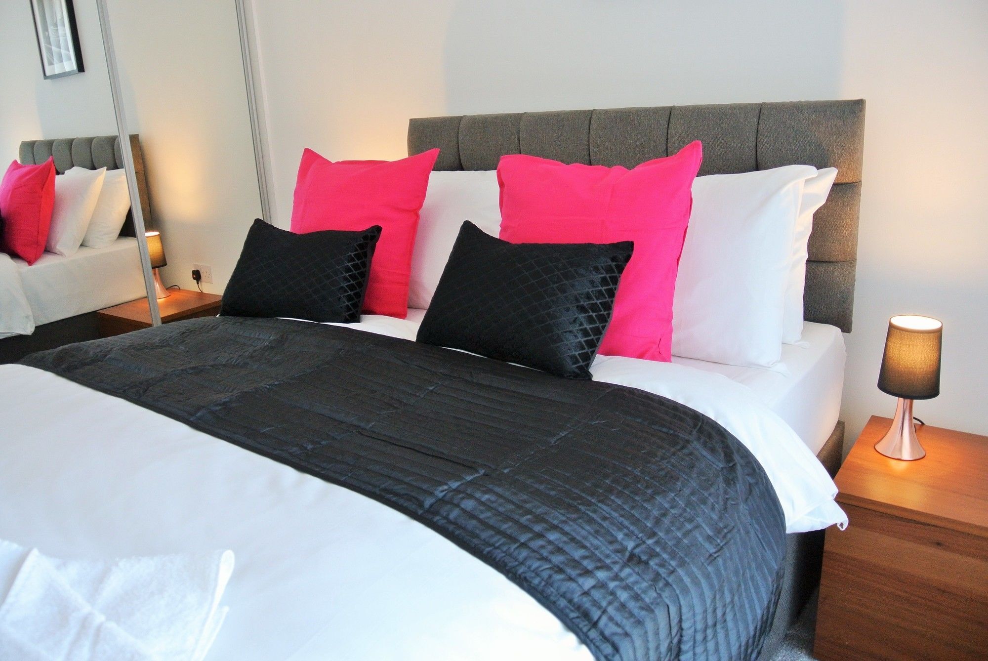 Approved Serviced Apartments Skyline Manchester Exteriör bild